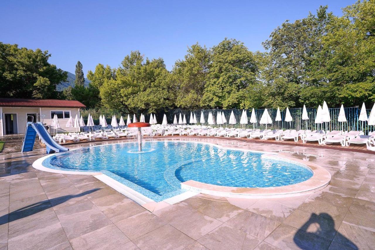 7 Lakes Camping 사파레바바냐 외부 사진