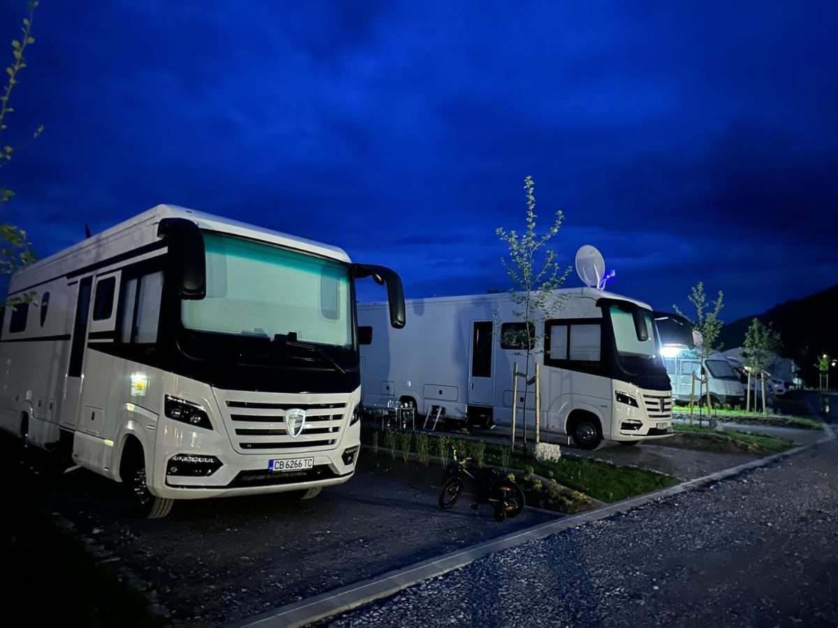 7 Lakes Camping 사파레바바냐 외부 사진