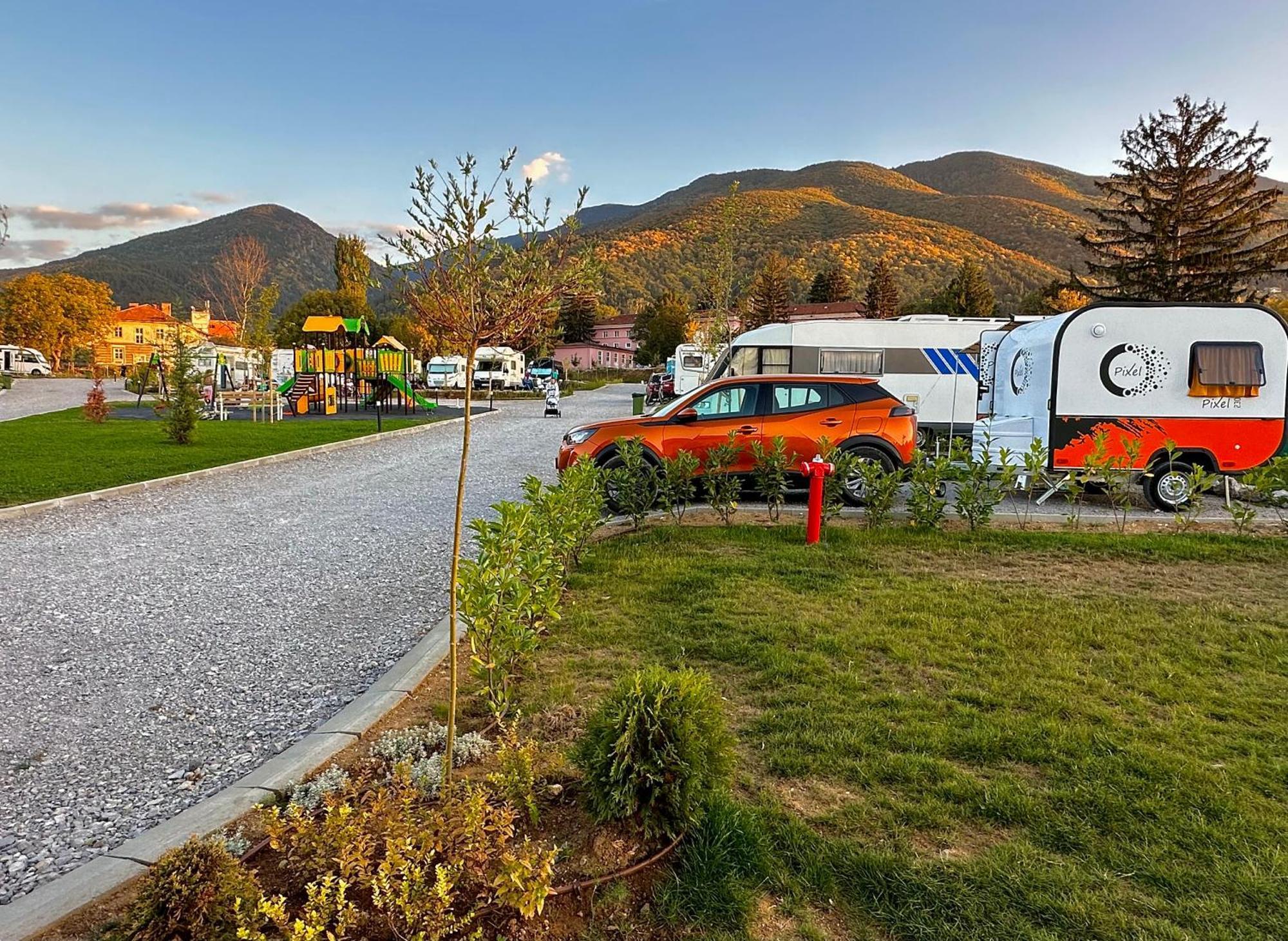 7 Lakes Camping 사파레바바냐 외부 사진