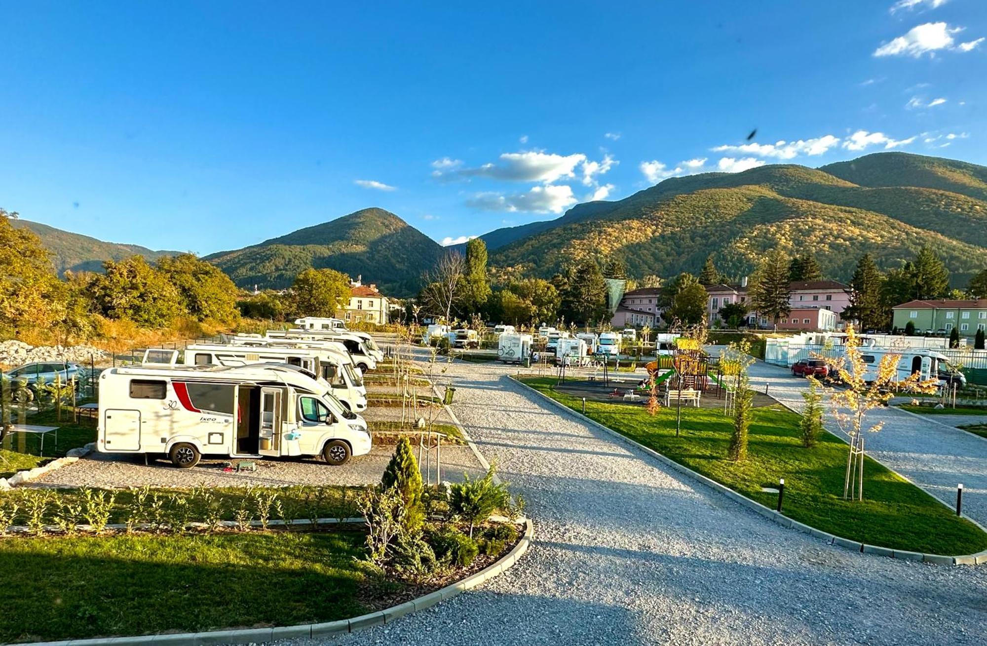 7 Lakes Camping 사파레바바냐 외부 사진