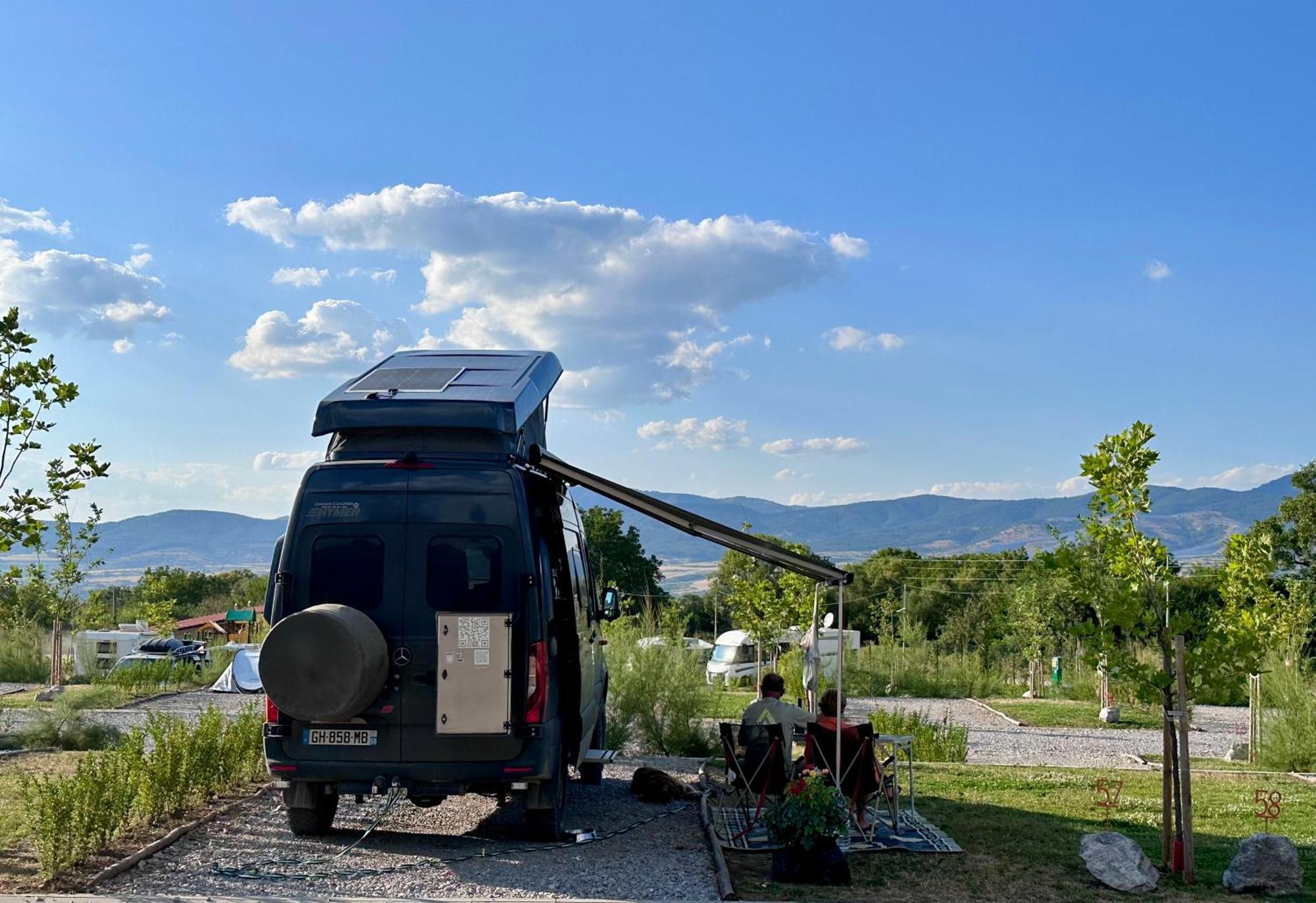 7 Lakes Camping 사파레바바냐 외부 사진