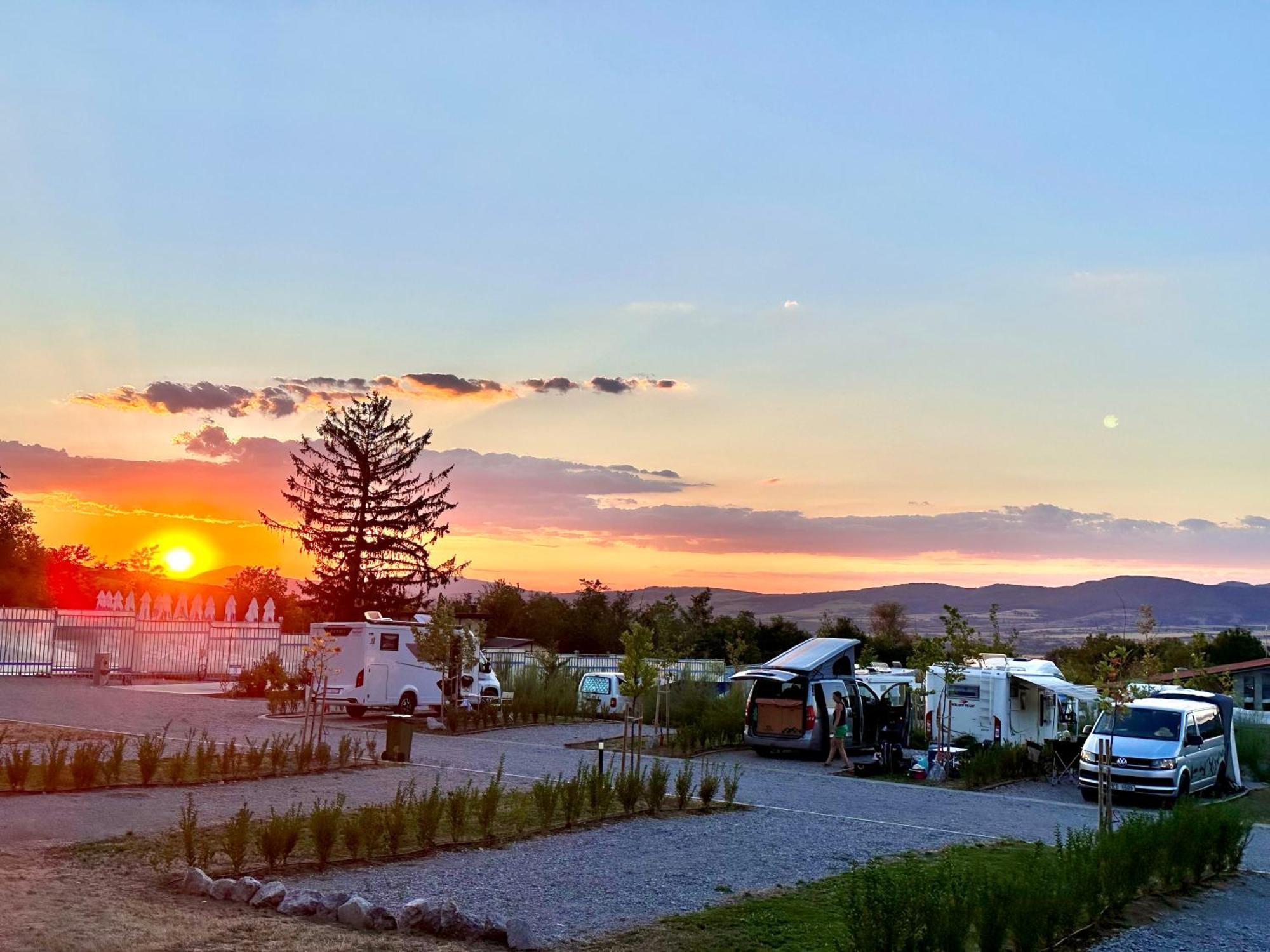 7 Lakes Camping 사파레바바냐 외부 사진